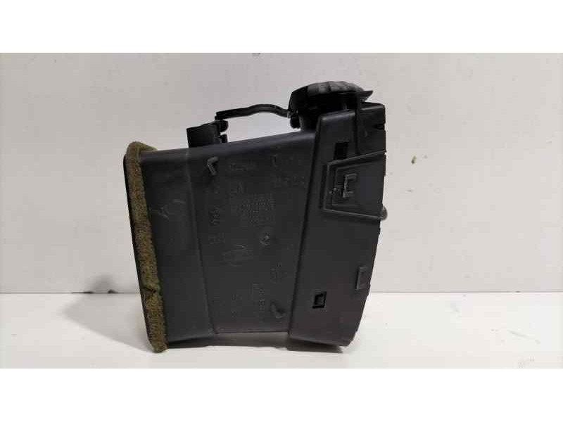 Recambio de rejilla aireadora para nissan micra (k12e) acenta referencia OEM IAM 68751AX600 82490 