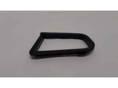 Recambio de molduras traseras para mercedes-benz clase e (w211) berlina 2.6 cat referencia OEM IAM A2116940194 38135 
