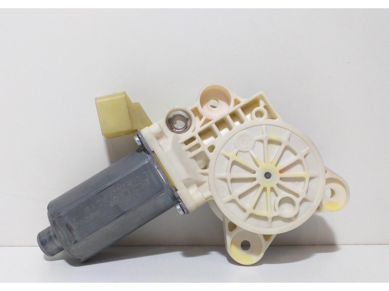 Recambio de motor elevalunas trasero izquierdo para mercedes-benz clase cls (w219) 280 / 300 grand edition (219.354) referencia 