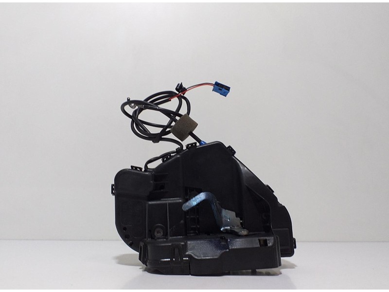 Recambio de cerradura puerta trasera izquierda para mercedes-benz clase cls (w219) 280 / 300 grand edition (219.354) referencia 