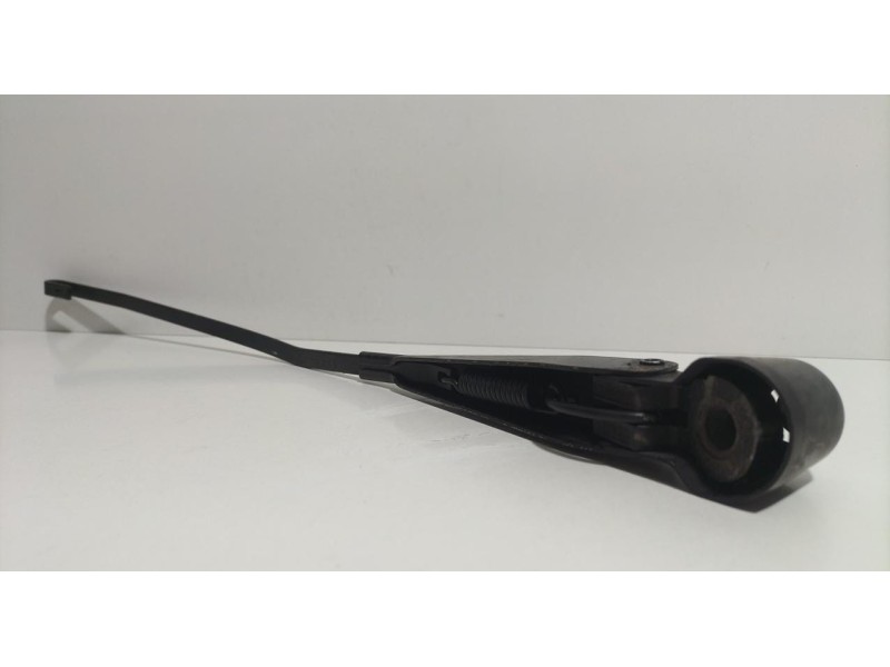 Recambio de brazo limpia trasero para mercedes-benz clase v (w638) referencia OEM IAM A6388202044 79316 