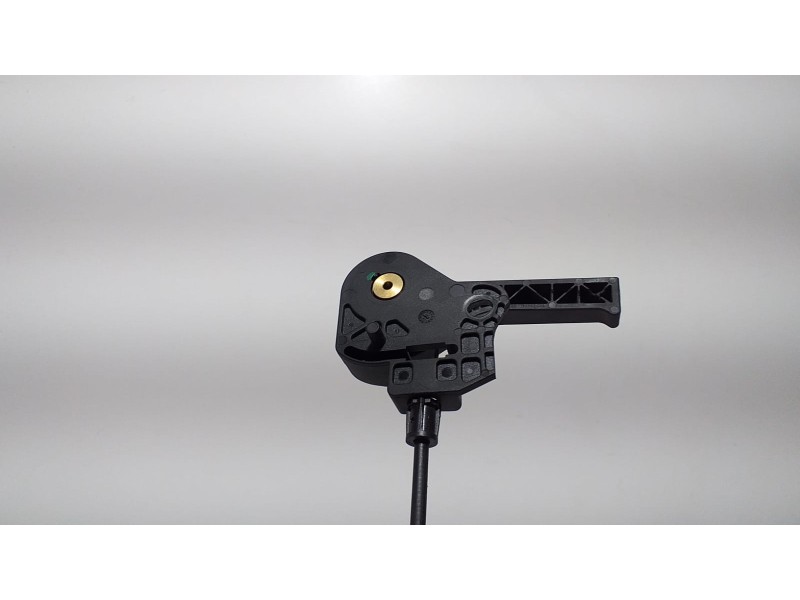 Recambio de cerradura capot para land rover range rover sport autobiography hybrid referencia OEM IAM CPLA16A938AA 70915 R