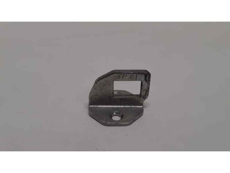 Recambio de cerradura maletero / porton para mercedes-benz clase e (w211) berlina 2.6 cat referencia OEM IAM 2037580003 38143 