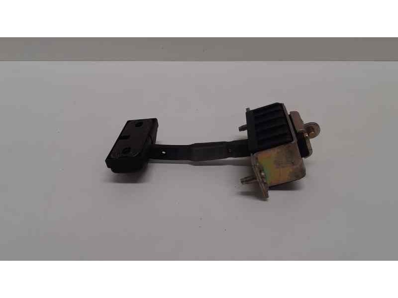 Recambio de retenedor puerta para mercedes-benz clase e (w211) berlina 2.6 cat referencia OEM IAM A2117300116 38145 