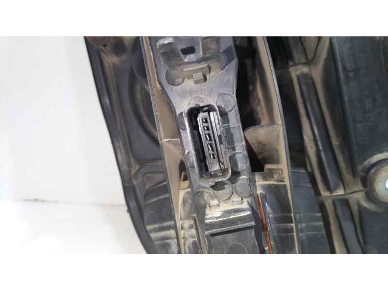 Recambio de piloto trasero derecho para nissan micra (k12e) acenta referencia OEM IAM 26550AX720 82859 