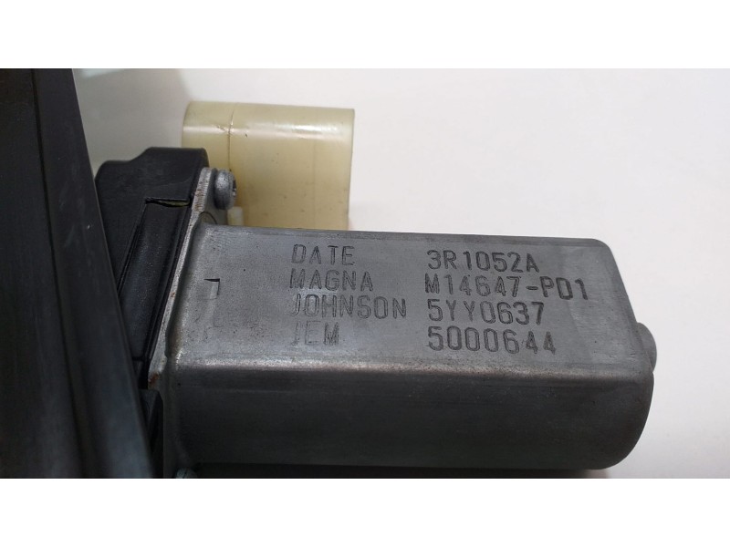 Recambio de elevalunas trasero derecho para bmw serie 3 touring (f31) 318d referencia OEM IAM 7351050 50812 