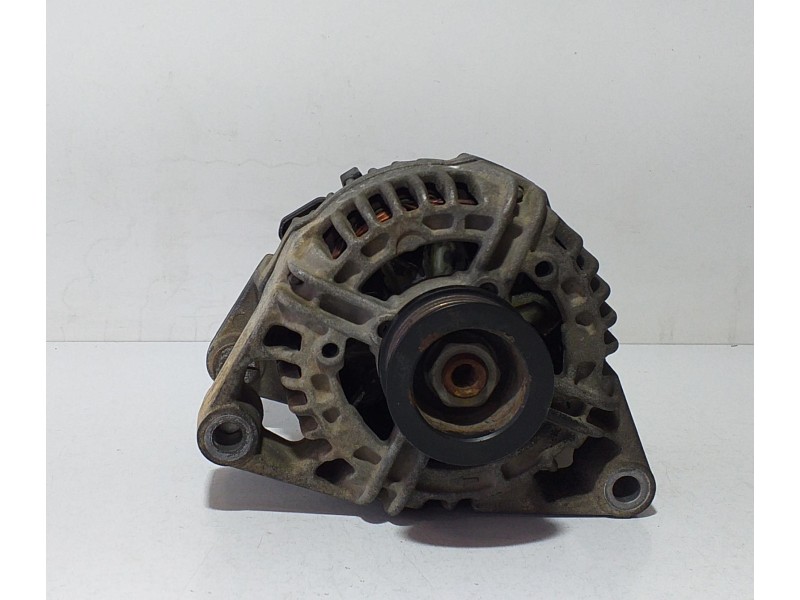 Recambio de alternador para opel corsa d catch me referencia OEM IAM 0124325171 70946 R