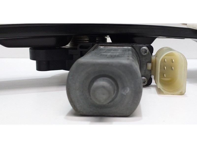 Recambio de elevalunas trasero derecho para bmw serie 3 touring (f31) 318d referencia OEM IAM 7351050 50812 