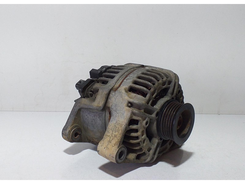 Recambio de alternador para opel corsa d catch me referencia OEM IAM 0124325171 70946 R