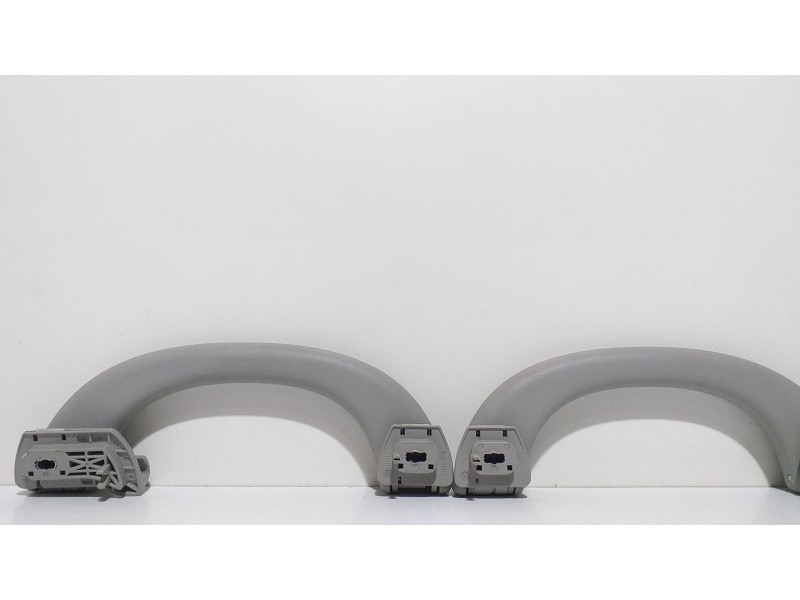 Recambio de maneta interior delantera izquierda para mercedes-benz clase cls (w219) 280 / 300 grand edition (219.354) referencia