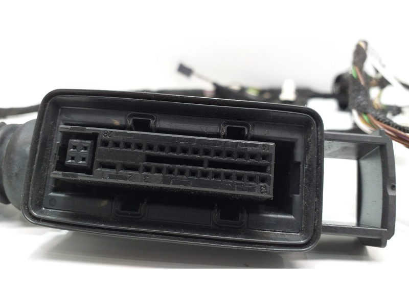 Recambio de puerta trasera izquierda para bmw serie 3 touring (f31) 318d referencia OEM IAM 9366759 50818 