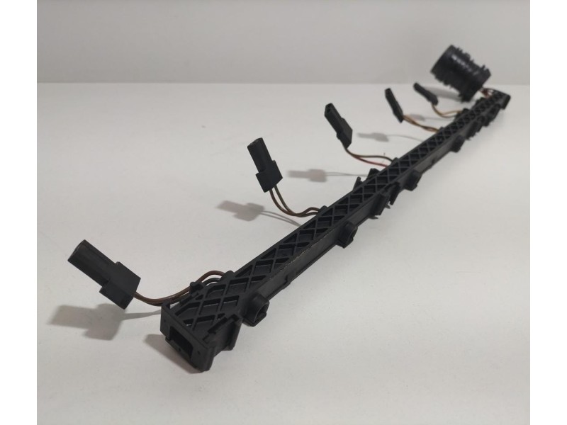 Recambio de inyector para volkswagen t5 bus 2.5 tdi referencia OEM IAM 070971033 79295 