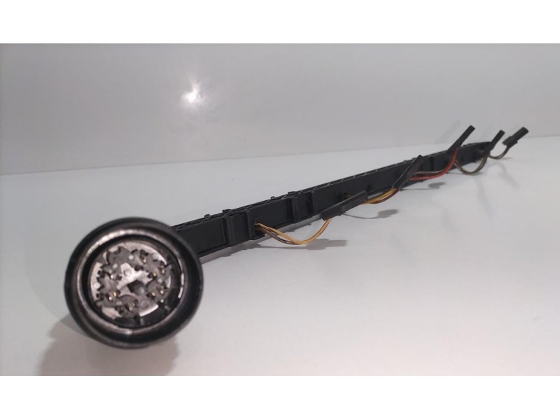 Recambio de inyector para volkswagen t5 bus 2.5 tdi referencia OEM IAM 070971033 79295 