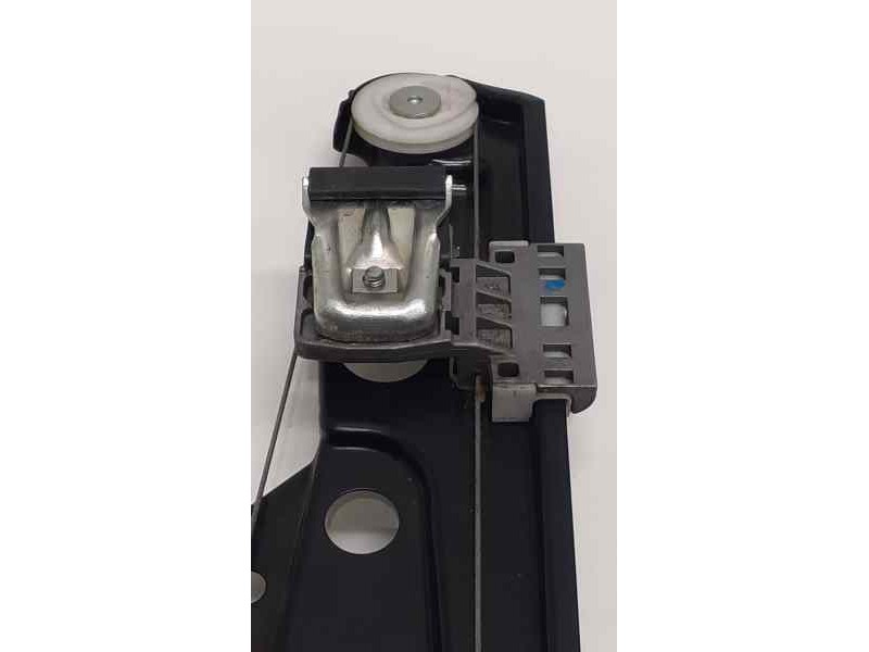 Recambio de elevalunas trasero izquierdo para mercedes-benz clase e (w211) berlina 2.6 cat referencia OEM IAM A2117300146 38160 