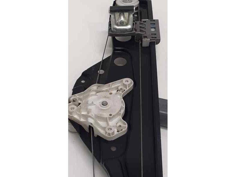 Recambio de elevalunas trasero izquierdo para mercedes-benz clase e (w211) berlina 2.6 cat referencia OEM IAM A2117300146 38160 