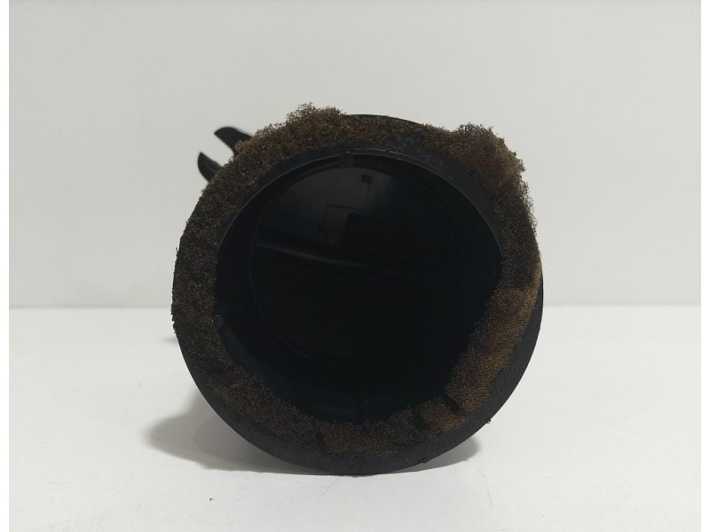 Recambio de rejilla aireadora para toyota land cruiser j7 techo rigido motor toyota referencia OEM IAM 5568290K00 79322 