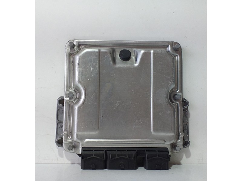 Recambio de centralita motor uce para citroën c5 berlina 2.0 hdi magic referencia OEM IAM 9652183880 70988 R