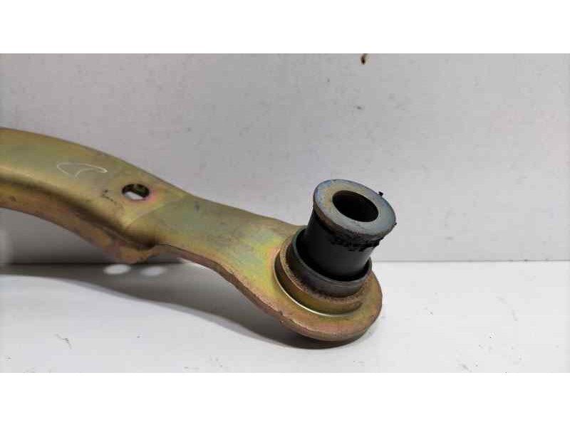 Recambio de brazo suspension superior delantero derecho para nissan micra (k12e) acenta referencia OEM IAM 54524AX600 82880 