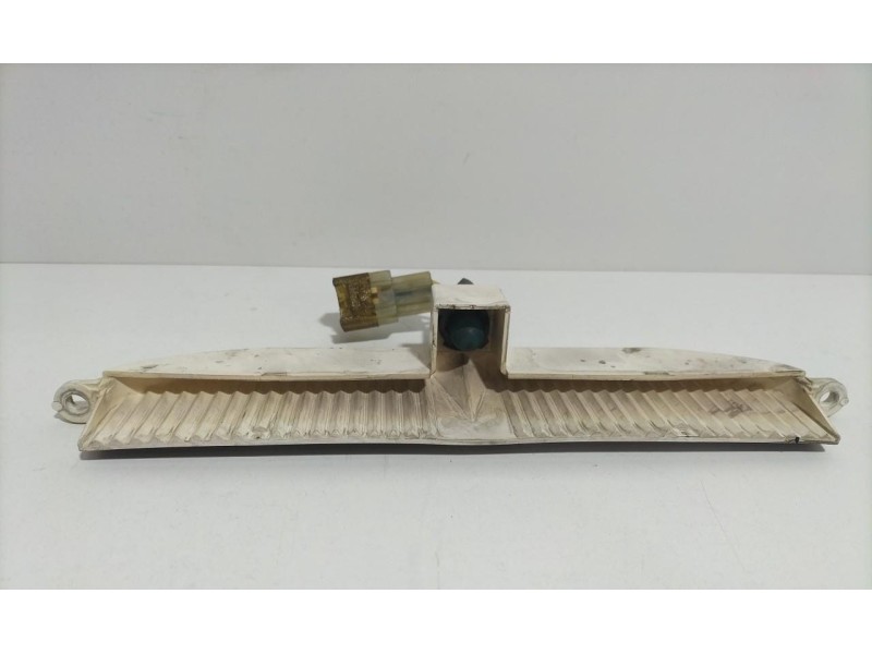 Recambio de luz interior para toyota land cruiser j7 techo rigido motor toyota referencia OEM IAM 457-73903 79327 