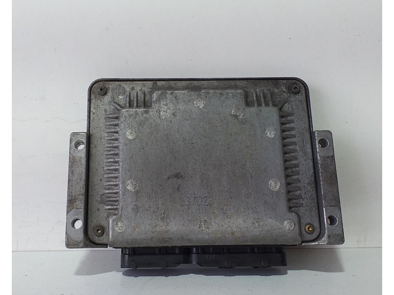Recambio de centralita motor uce para fiat stilo (192) 1.9 jtd / 1.9 jtd 115 dynamic referencia OEM IAM 55181457 70992 R