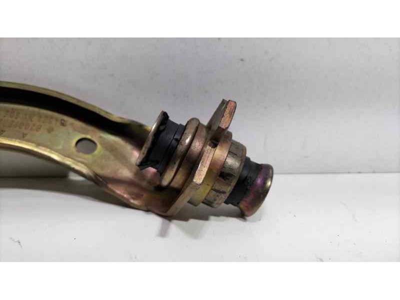 Recambio de brazo suspension superior delantero derecho para nissan micra (k12e) acenta referencia OEM IAM 54524AX600 82880 