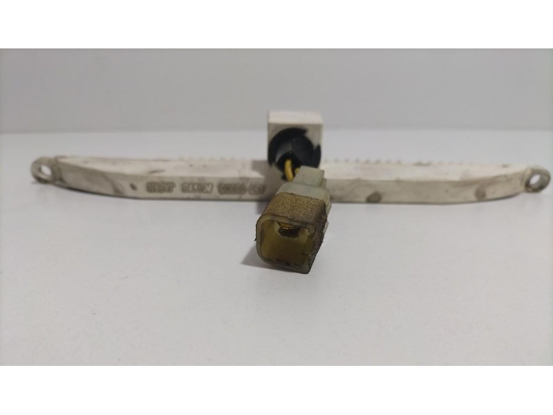 Recambio de luz interior para toyota land cruiser j7 techo rigido motor toyota referencia OEM IAM 457-73903 79327 