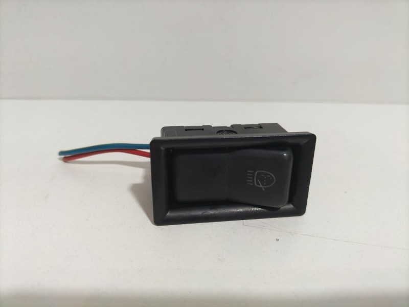 Recambio de interruptor para toyota land cruiser j7 techo rigido motor toyota referencia OEM IAM D2L 79328 