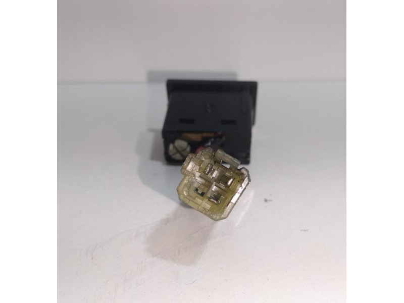 Recambio de interruptor para toyota land cruiser j7 techo rigido motor toyota referencia OEM IAM D2L 79330 