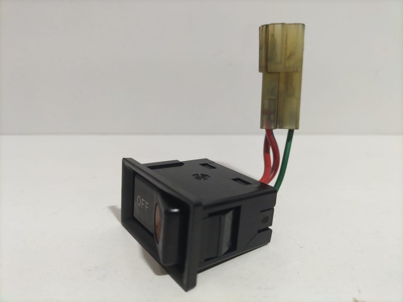 Recambio de interruptor para toyota land cruiser j7 techo rigido motor toyota referencia OEM IAM D2L 79330 
