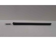 Recambio de guarnecido puerta delantera derecha para mercedes-benz clase e (w211) berlina 2.6 cat referencia OEM IAM A2116801835