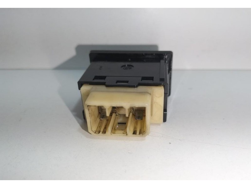 Recambio de interruptor para toyota land cruiser j7 techo rigido motor toyota referencia OEM IAM D2L 79331 