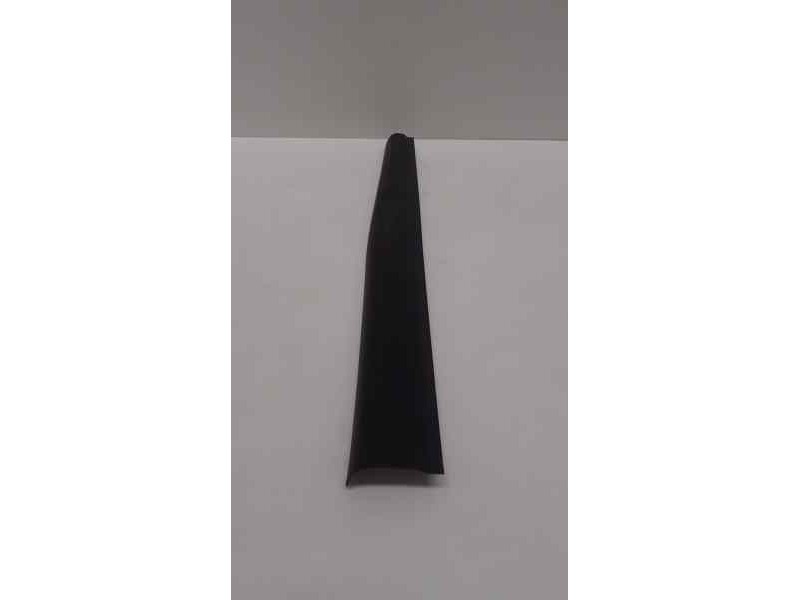 Recambio de guarnecido puerta delantera derecha para mercedes-benz clase e (w211) berlina 2.6 cat referencia OEM IAM A2116801835