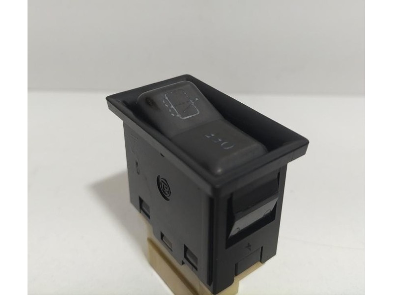 Recambio de interruptor para toyota land cruiser j7 techo rigido motor toyota referencia OEM IAM D2L 79331 