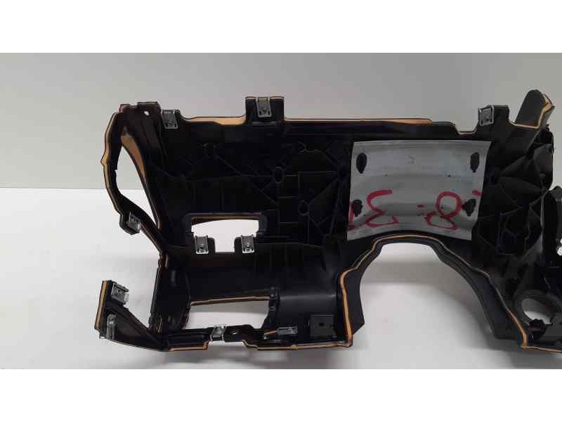 Recambio de salpicadero para mercedes-benz clase e (w211) berlina 2.6 cat referencia OEM IAM  38201 