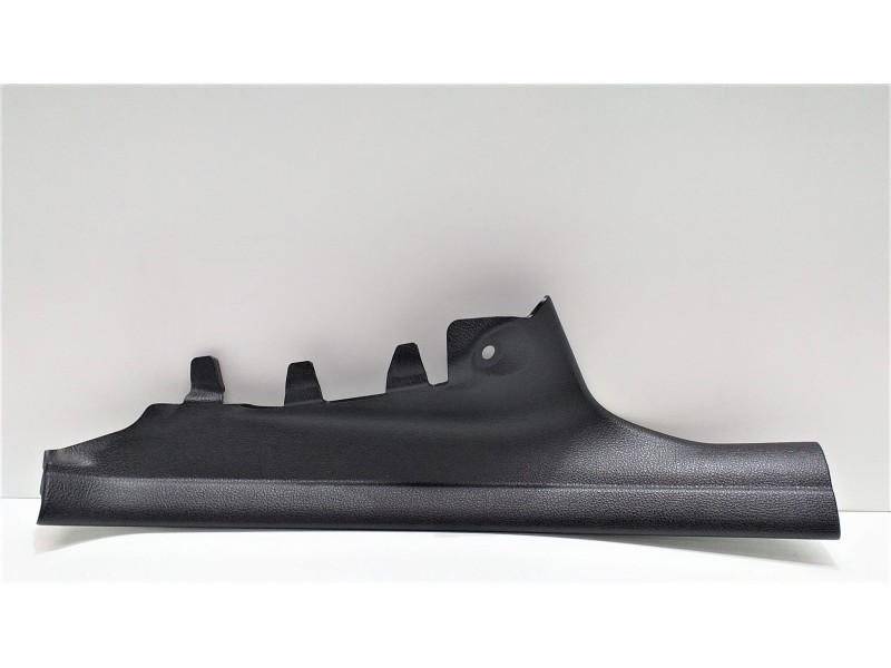 Recambio de molduras traseras para bmw serie 3 touring (f31) 318d referencia OEM IAM 7221918 50864 