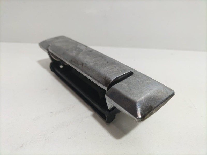 Recambio de maneta exterior porton para toyota land cruiser j7 techo rigido motor toyota referencia OEM IAM 6922032010 79340 