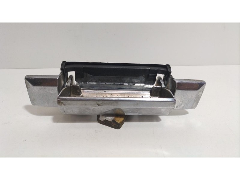 Recambio de maneta exterior porton para toyota land cruiser j7 techo rigido motor toyota referencia OEM IAM 6922032010 79340 