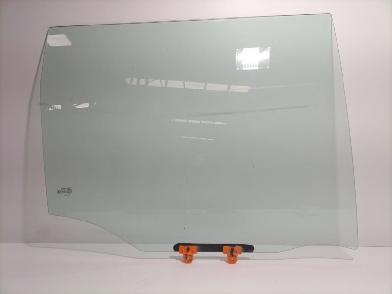 Recambio de luna trasera derecha para nissan terrano/terrano.ii (r20) referencia OEM IAM R20 79351 