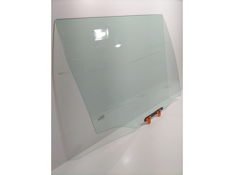 Recambio de luna trasera derecha para nissan terrano/terrano.ii (r20) referencia OEM IAM R20 79351 