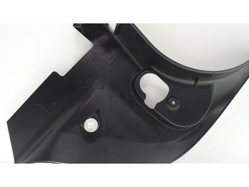 Recambio de molduras delanteras para bmw serie 3 touring (f31) 318d referencia OEM IAM 7221903 50868 