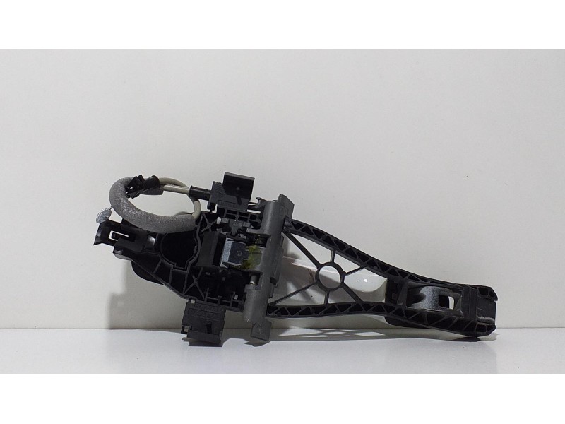 Recambio de maneta exterior trasera izquierda para volvo xc60 r-design 2wd referencia OEM IAM 39879658 62464 