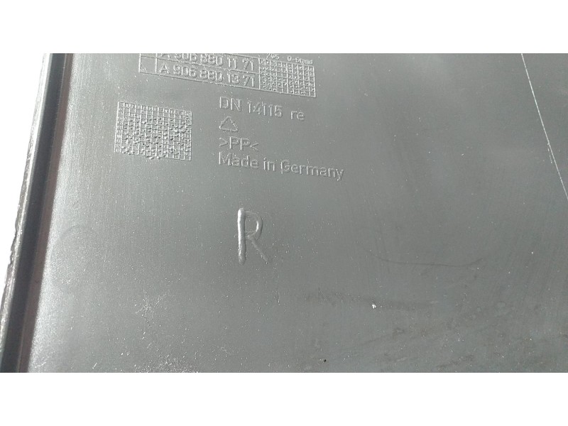 Recambio de puntera paragolpes trasera izquierda para mercedes-benz sprinterii combi (desde 01.06) 2.1 cdi cat referencia OEM IA