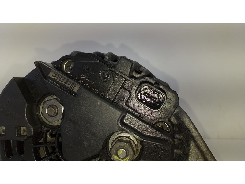 Recambio de alternador para opel corsa d ´´111 years´´ referencia OEM IAM 13266810 71107 R