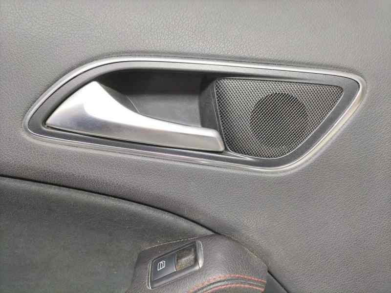 Recambio de guarnecido puerta trasera izquierda para mercedes-benz clase a (w176) referencia OEM IAM 3003517300 84988 R
