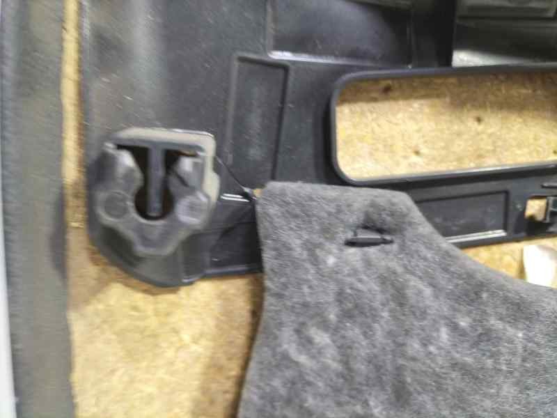 Recambio de guarnecido puerta delantera izquierda para mercedes-benz clase a (w176) referencia OEM IAM 3003516900 84990 R