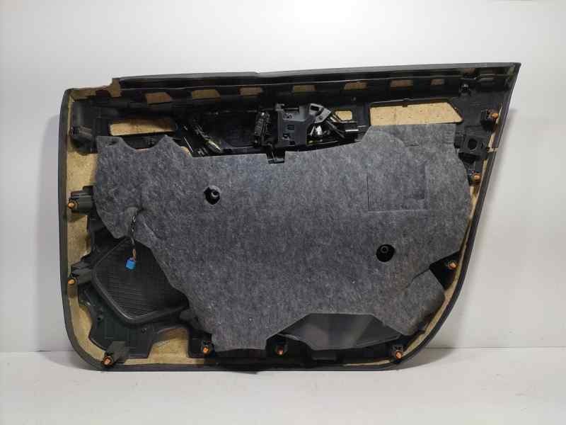 Recambio de guarnecido puerta delantera izquierda para mercedes-benz clase a (w176) referencia OEM IAM 3003516900 84990 R