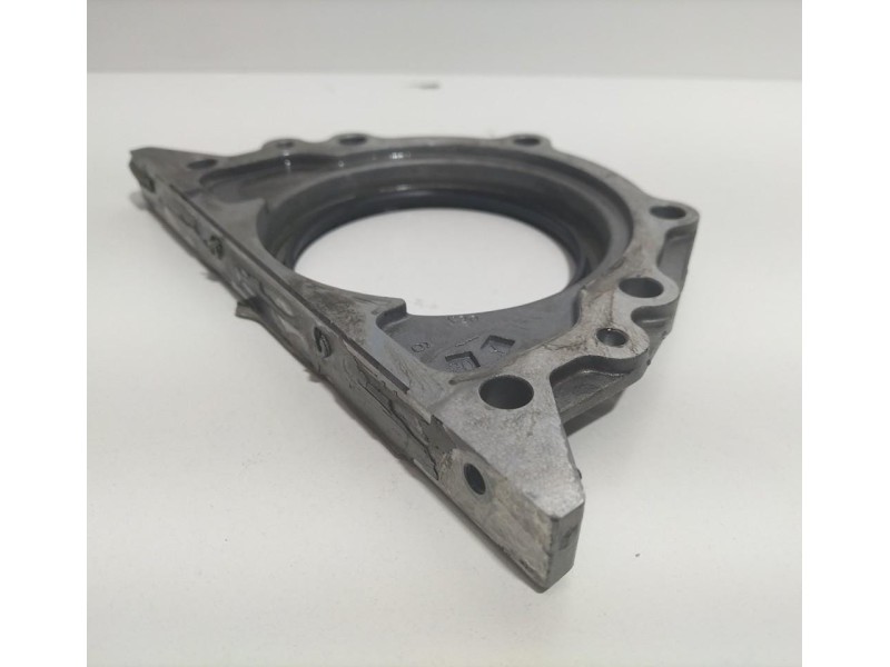 Recambio de tapa distribucion para nissan trade 100 3.0 turbodiesel referencia OEM IAM BD30 79368 