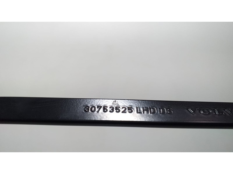 Recambio de brazo limpia delantero izquierdo para volvo xc60 r-design 2wd referencia OEM IAM 30753525 62525 