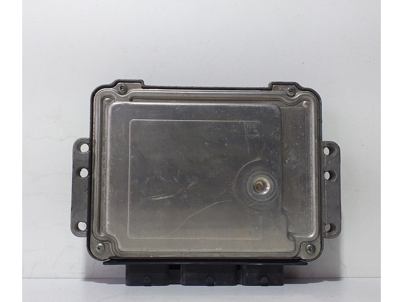 Recambio de centralita motor uce para renault megane ii berlina 3p confort authentique referencia OEM IAM 8200391966 71169 R