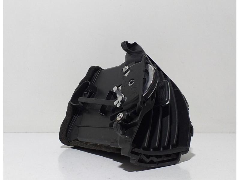 Recambio de rejilla aireadora para kia sportage concept 4x2 referencia OEM IAM 974903W000 68126 R